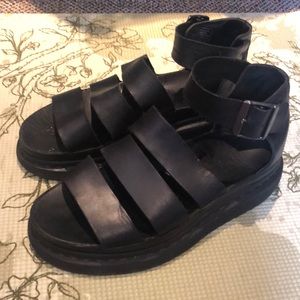 Dr. Marten Rare Sandal